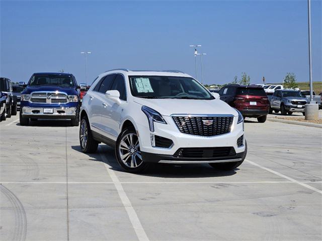 new 2025 Cadillac XT5 car, priced at $56,990