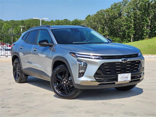 new 2025 Chevrolet Trax car, priced at $27,850