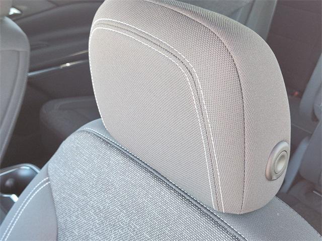 new 2026 Chevrolet Traverse car, priced at $42,092