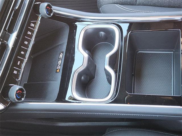 new 2026 Chevrolet Traverse car, priced at $42,092