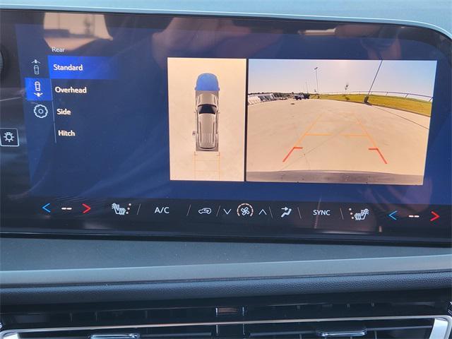 new 2026 Chevrolet Traverse car, priced at $42,092