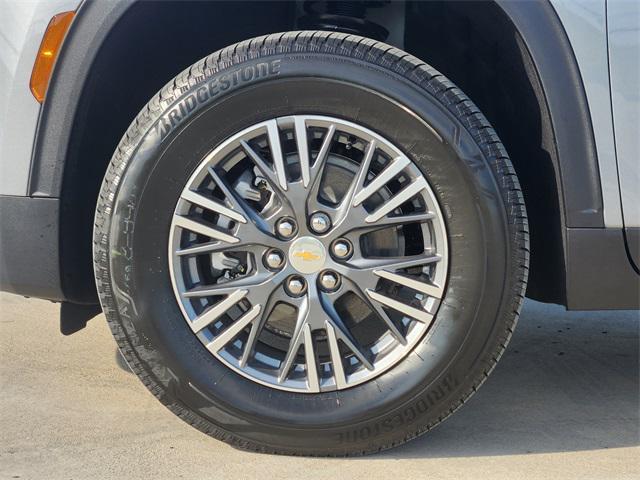 new 2026 Chevrolet Traverse car, priced at $44,106