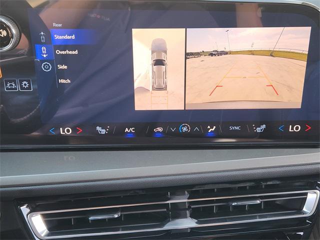 new 2026 Chevrolet Traverse car, priced at $44,106