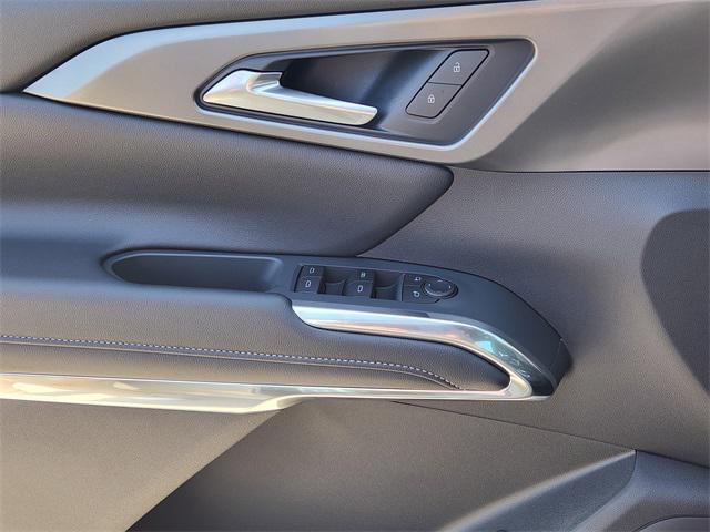 new 2026 Chevrolet Traverse car, priced at $44,106