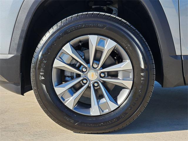 new 2026 Chevrolet Equinox car, priced at $32,310