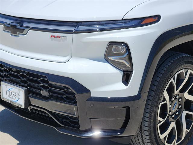 new 2025 Chevrolet Silverado EV car, priced at $86,395
