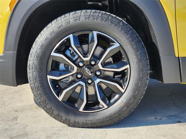 new 2025 Chevrolet TrailBlazer car, priced at $31,385