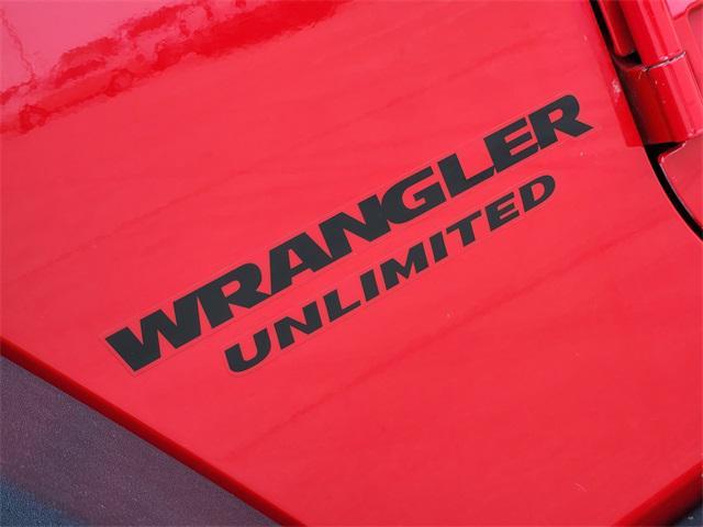 used 2014 Jeep Wrangler Unlimited car, priced at $24,900