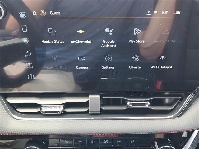 new 2026 Chevrolet Equinox car, priced at $34,390