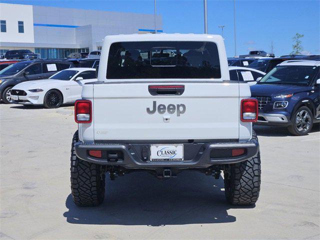 used 2022 Jeep Gladiator car, priced at $33,154