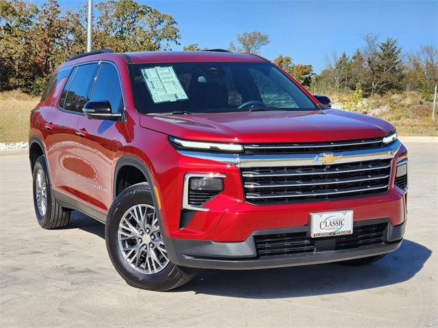 new 2025 Chevrolet Traverse car, priced at $41,019