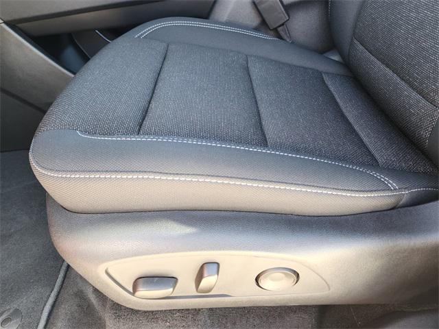 new 2025 Chevrolet Traverse car, priced at $41,019