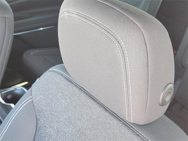 new 2025 Chevrolet Traverse car, priced at $41,019