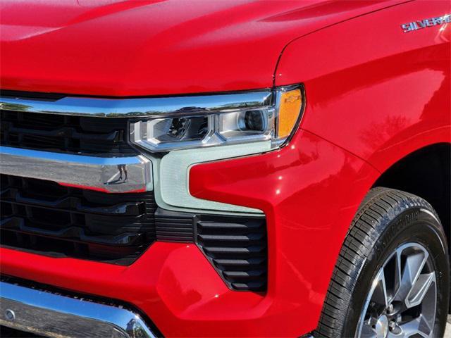 new 2024 Chevrolet Silverado 1500 car, priced at $43,360