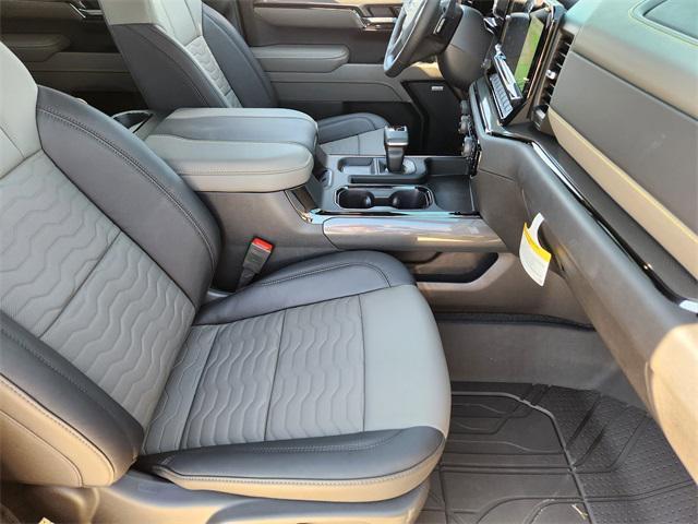 new 2025 Chevrolet Silverado 1500 car, priced at $67,193