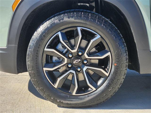 new 2025 Chevrolet TrailBlazer car, priced at $28,640