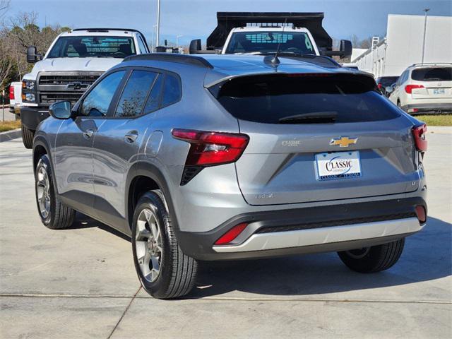 new 2025 Chevrolet Trax car, priced at $24,985