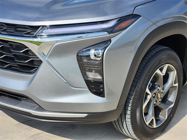 new 2025 Chevrolet Trax car, priced at $25,750