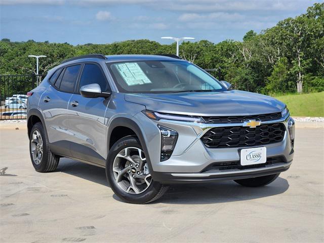 new 2025 Chevrolet Trax car, priced at $25,750