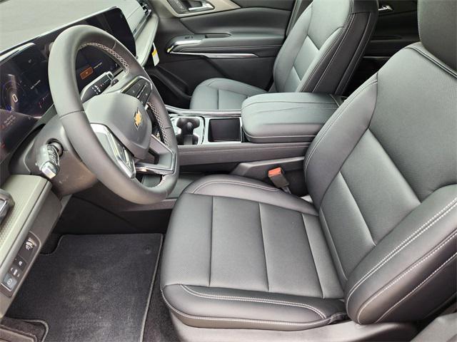 new 2025 Chevrolet Traverse car, priced at $43,870