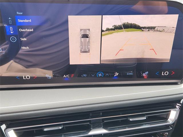 new 2025 Chevrolet Traverse car, priced at $43,870