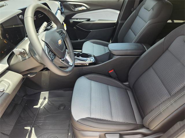 new 2025 Chevrolet Trax car, priced at $25,750