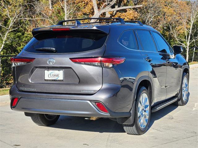 used 2021 Toyota Highlander car, priced at $32,344