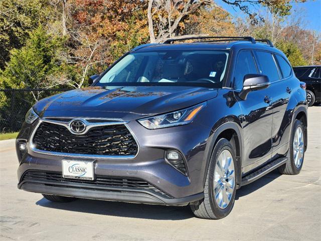 used 2021 Toyota Highlander car, priced at $32,344