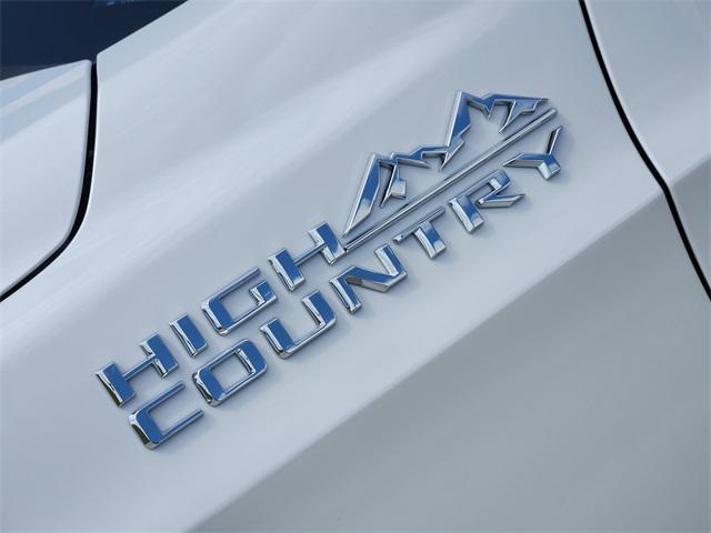 new 2025 Chevrolet Suburban car, priced at $93,415