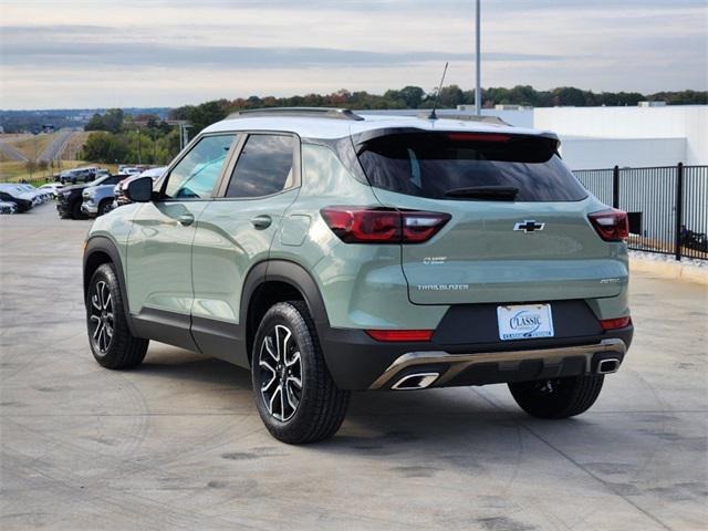 new 2025 Chevrolet TrailBlazer car, priced at $28,995