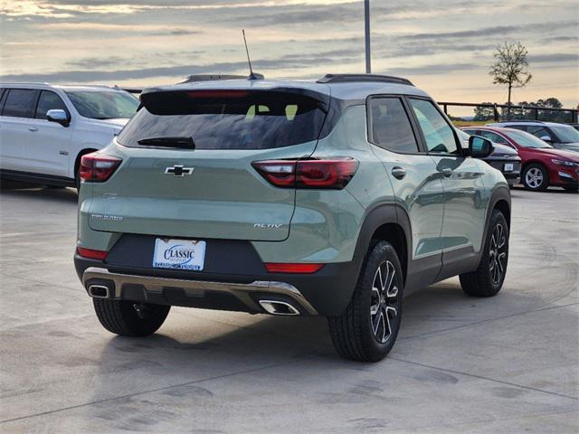 new 2025 Chevrolet TrailBlazer car, priced at $28,995