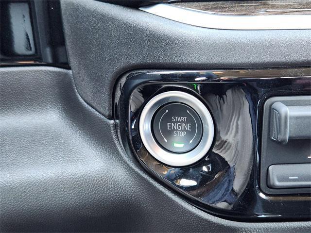 new 2025 Chevrolet Silverado 1500 car, priced at $58,600