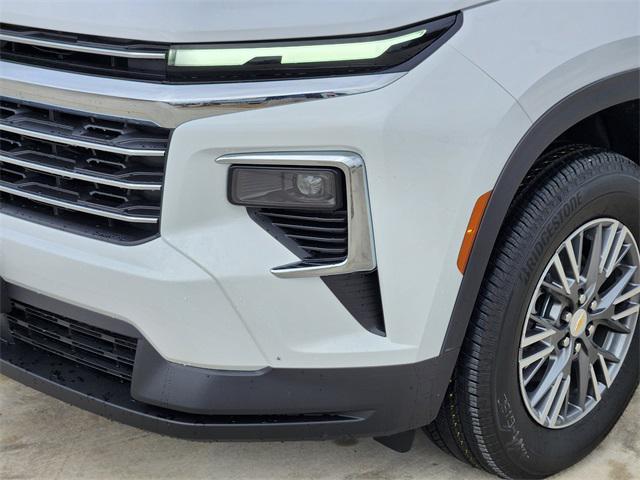 new 2025 Chevrolet Traverse car, priced at $43,695