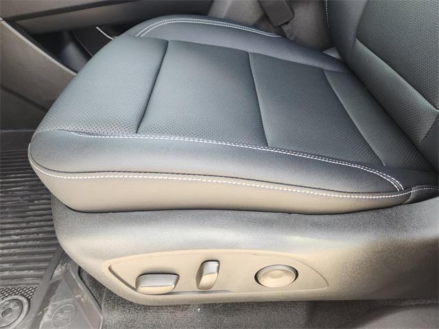 new 2026 Chevrolet Traverse car, priced at $45,071