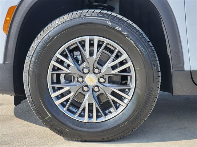 new 2026 Chevrolet Traverse car, priced at $45,071