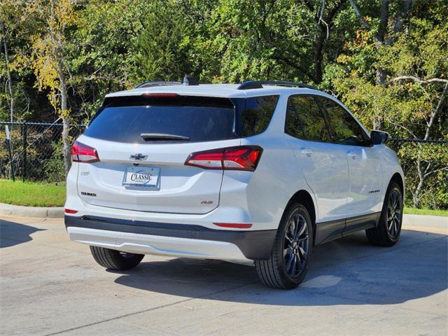 new 2024 Chevrolet Equinox car, priced at $28,500