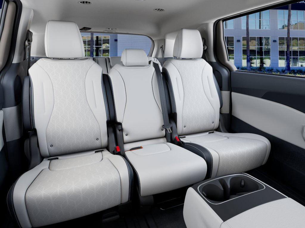 new 2026 Kia Carnival Hybrid car, priced at $43,116