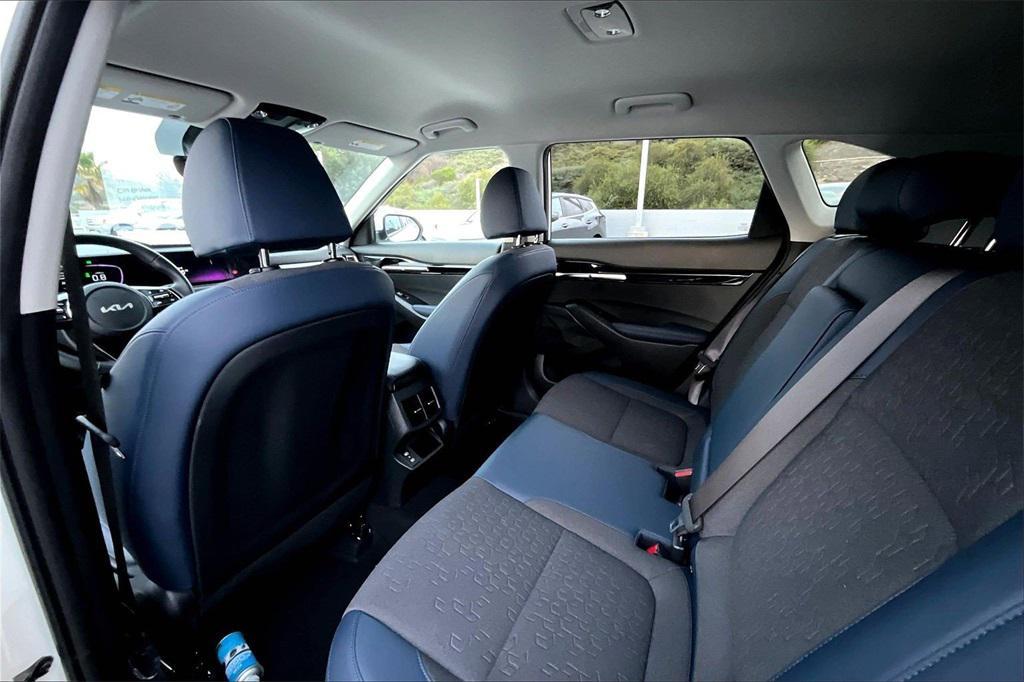 used 2025 Kia Seltos car, priced at $24,432