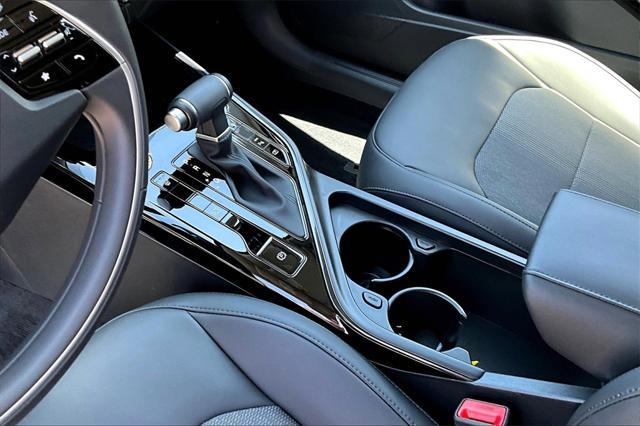 used 2025 Kia Niro car, priced at $29,719