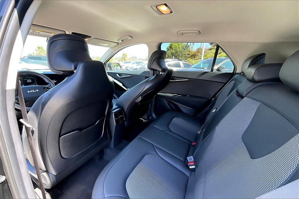used 2025 Kia Niro car, priced at $27,557