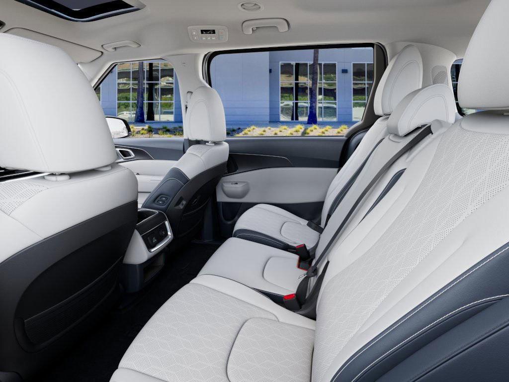 new 2026 Kia Carnival Hybrid car, priced at $50,870