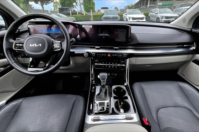 used 2024 Kia Carnival car, priced at $41,862