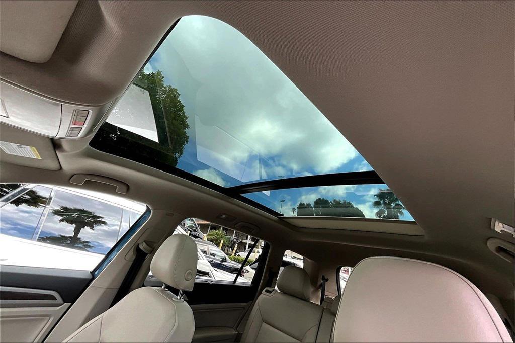 used 2020 Volkswagen Atlas car, priced at $24,887