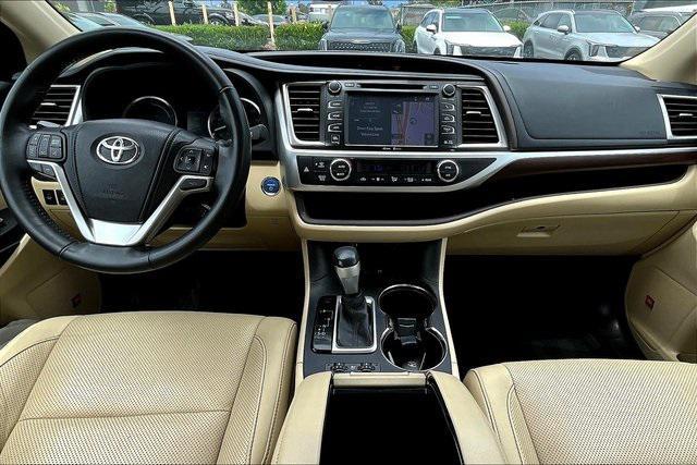 used 2015 Toyota Highlander Hybrid car, priced at $22,287