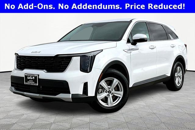 used 2025 Kia Sorento car, priced at $29,588