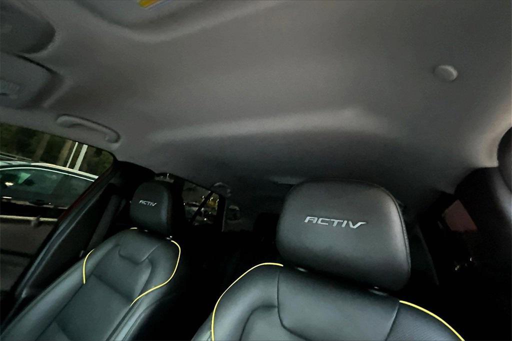 used 2024 Chevrolet Trax car, priced at $19,885