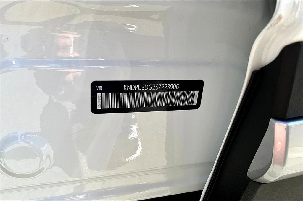 used 2025 Kia Sportage Hybrid car, priced at $27,868