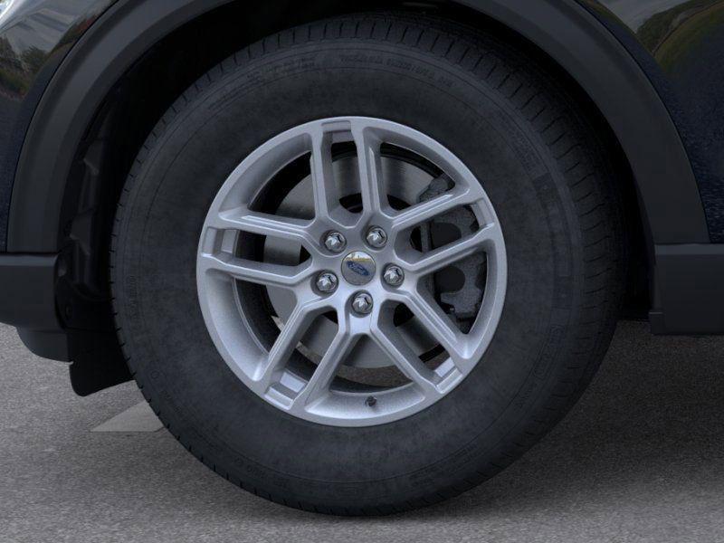 new 2025 Ford Explorer car, priced at $39,582