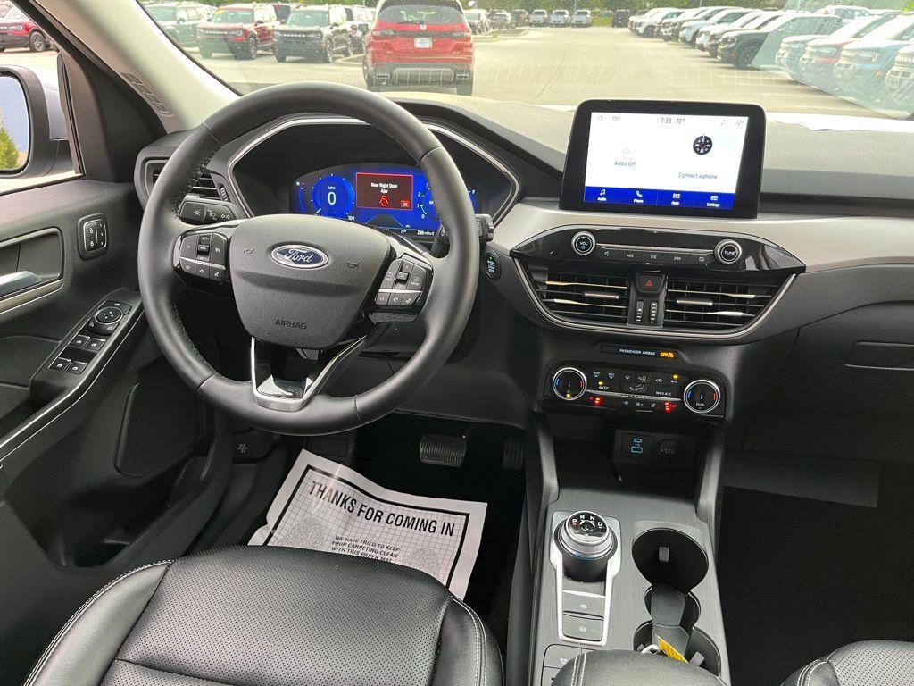 used 2022 Ford Escape car, priced at $23,500