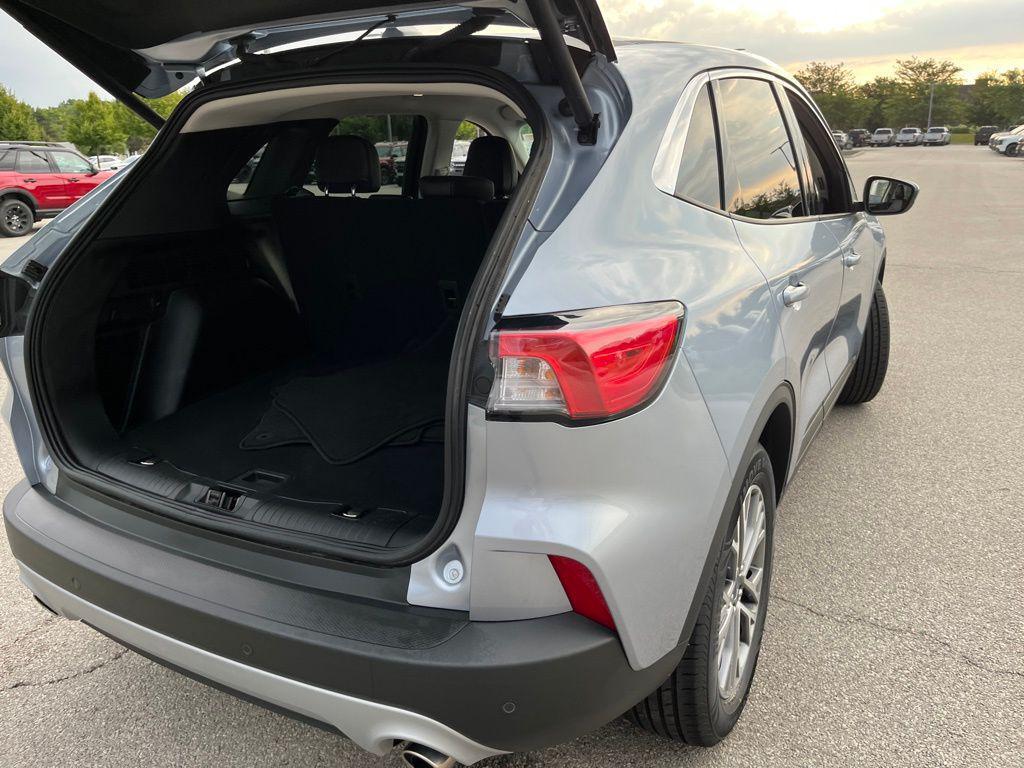 used 2022 Ford Escape car, priced at $23,500